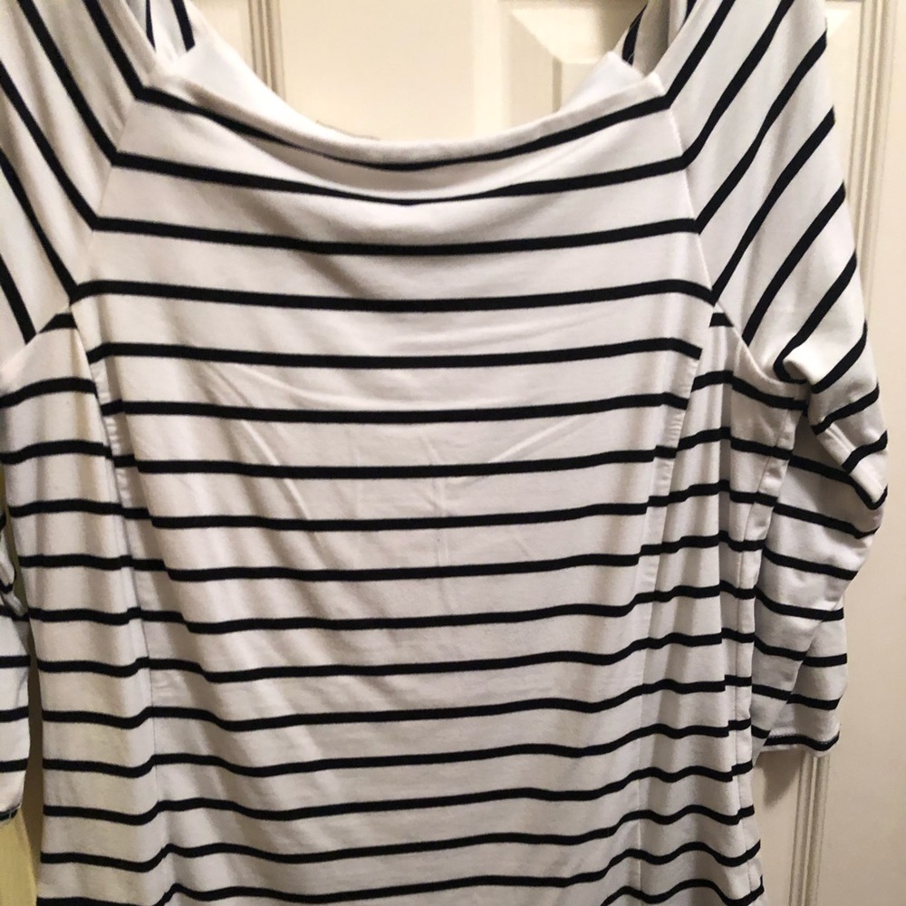 White House Black Market shirt size Large